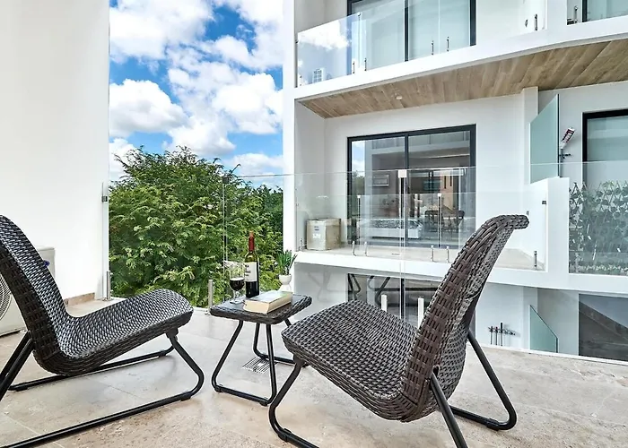 Apartament Coastal Escape W Rooftop Pool, Gym & Walk *