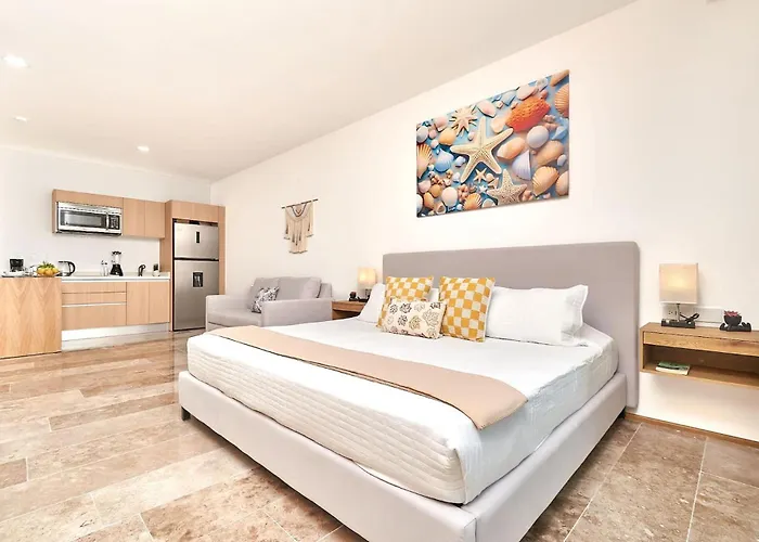 Coastal Escape W Rooftop Pool, Gym & Walk Apartament *