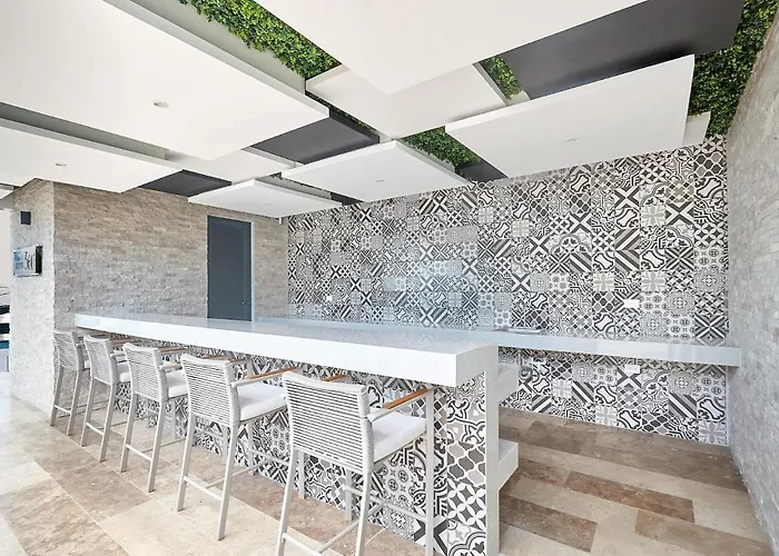 Coastal Escape W Rooftop Pool, Gym & Walk Apartament Playa del Carmen
