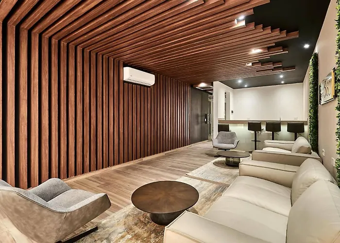 Coastal Escape W Rooftop Pool, Gym & Walk Apartament *